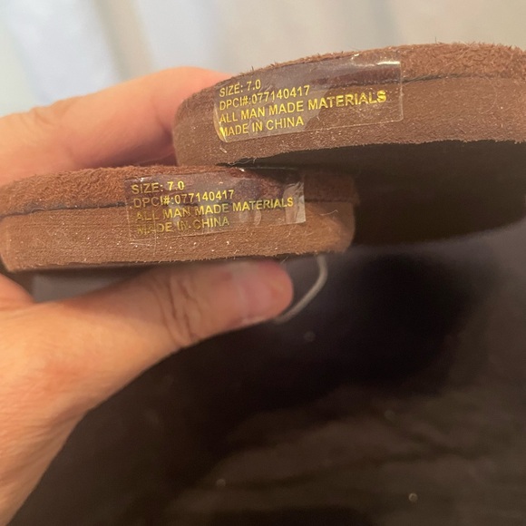 Xhilaration Brown Thong Sandals Size 7 NWT - Picture 6 of 9